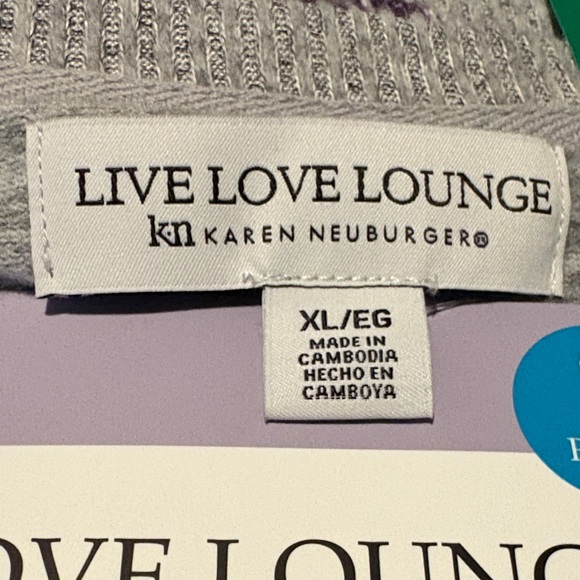 Karen Neuburger Gray and Purple Lounge Set - Picture 2 of 3